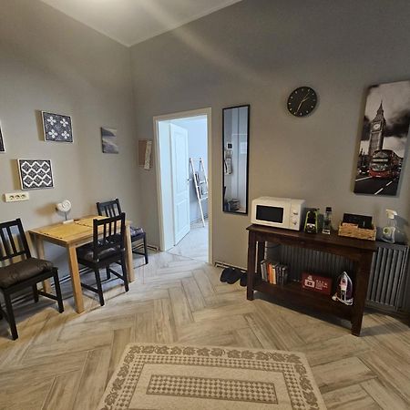 Zig Zag Apartment 4- Old Town Constanţa Esterno foto